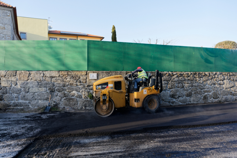 Em Viseu, vão avançar no terreno obras de reparação e conservação de vias no valor de 740 mil euros
